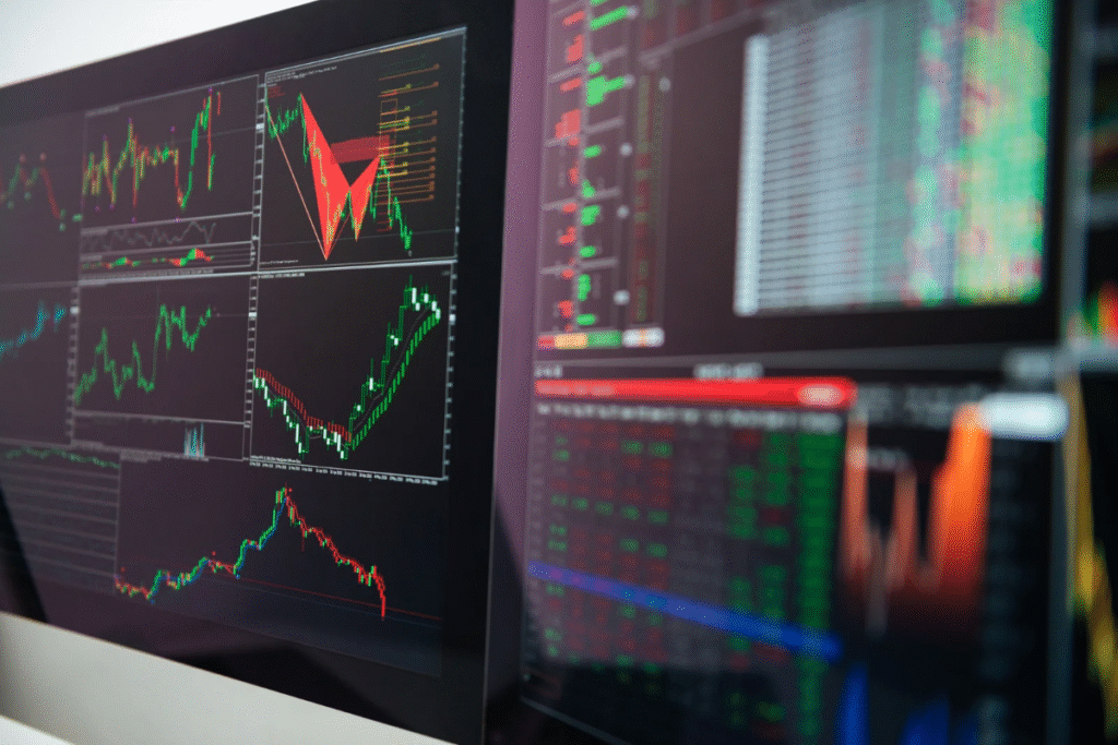 Social Arbitrage Trading
